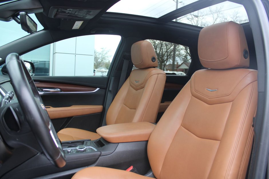 2021 Cadillac XT5 AWD Premium Luxury-9