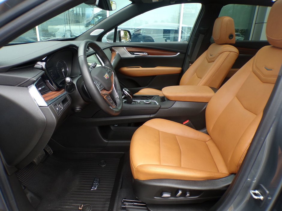 2021 Cadillac XT5 AWD Premium Luxury-9