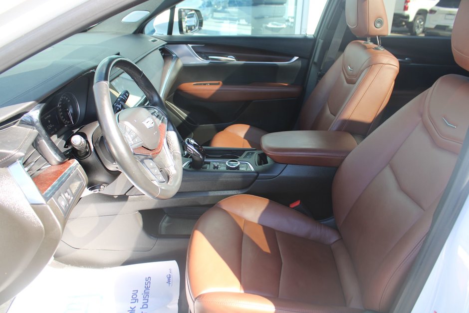 2023 Cadillac XT5 AWD Premium Luxury-10