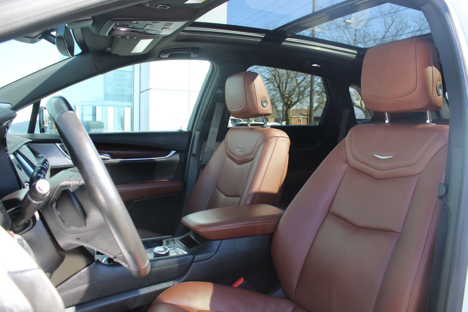 2023 Cadillac XT5 AWD Premium Luxury-9