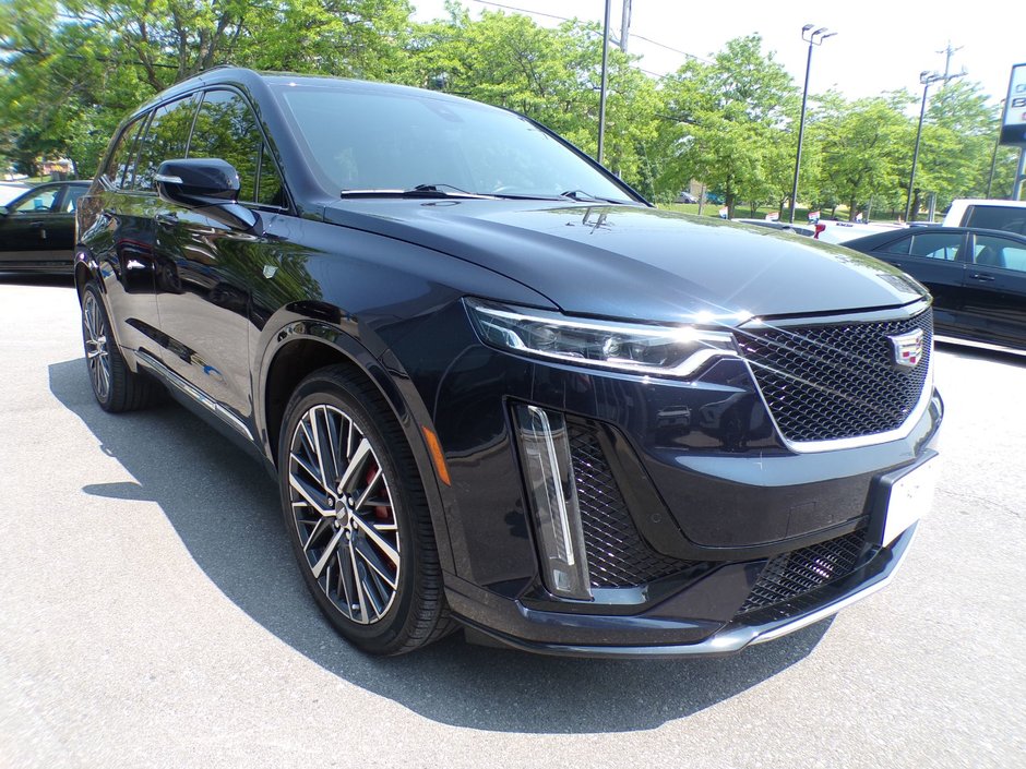 2022 Cadillac XT6 Sport-2