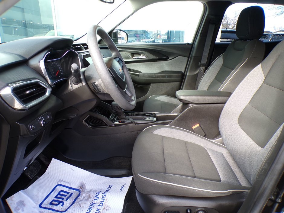 2023 Chevrolet Trailblazer LT-8
