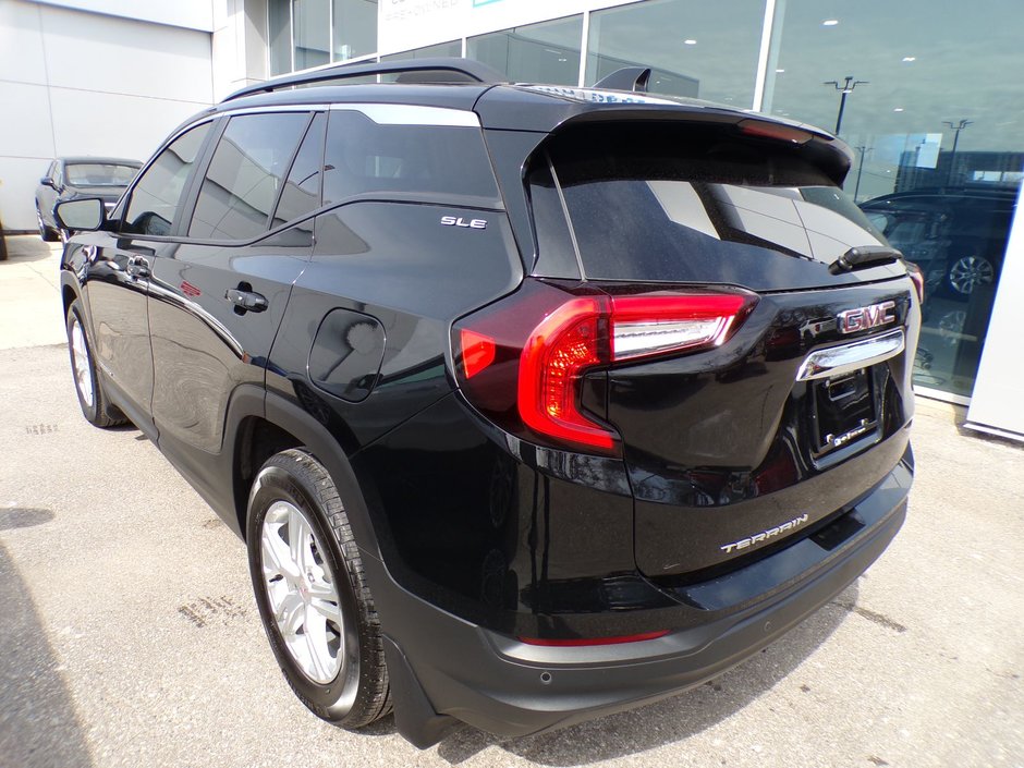 2023 GMC Terrain SLE-6