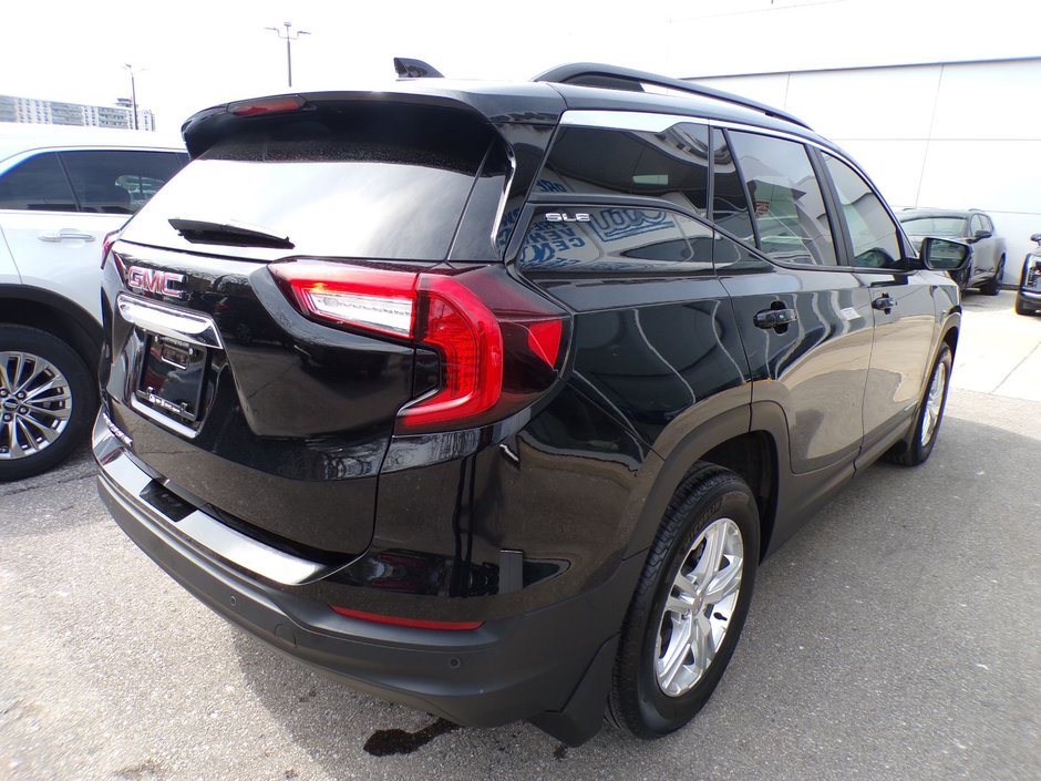 2023 GMC Terrain SLE-3