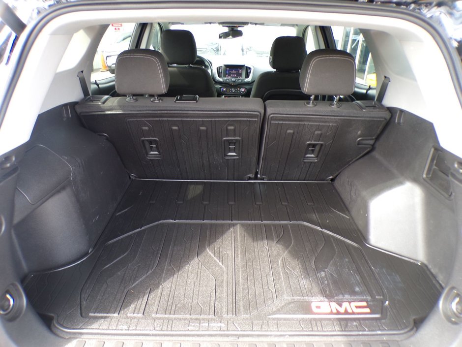 2023 GMC Terrain SLE-5