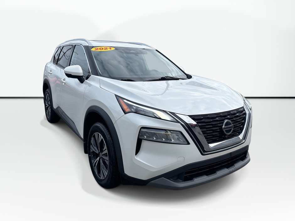 Nissan Rogue SV | Roof | Cam | USB | HtdWheel | Bluetooth | XM 2021 à Saint John, Nouveau-Brunswick