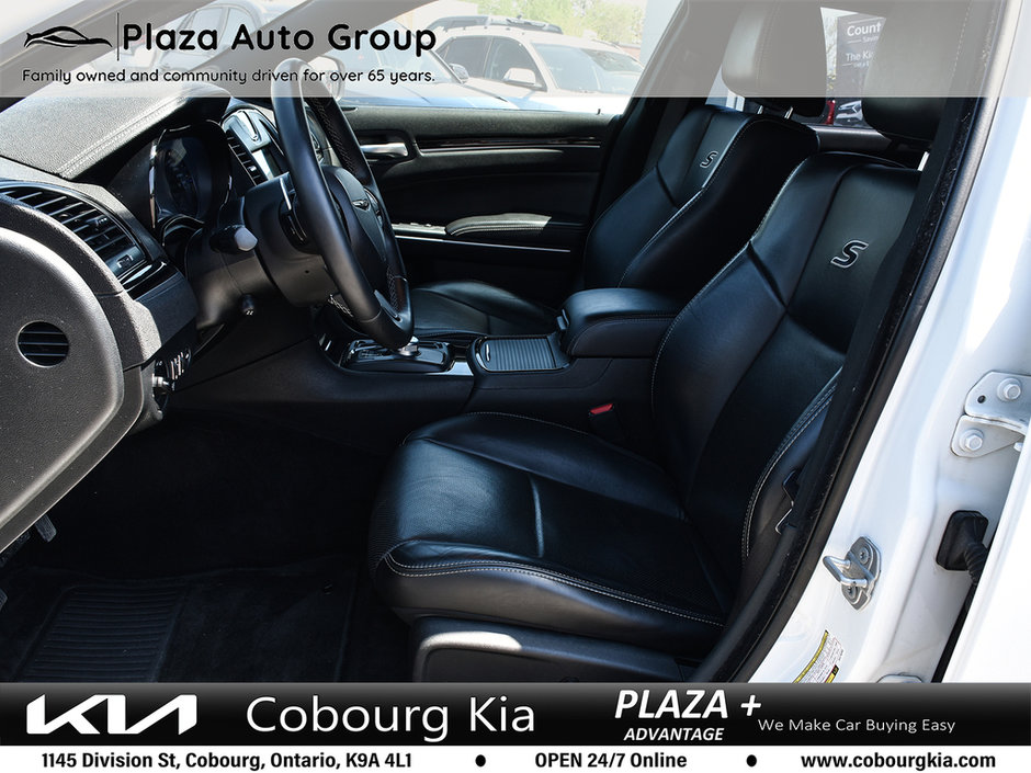 2018 Chrysler 300 S-8