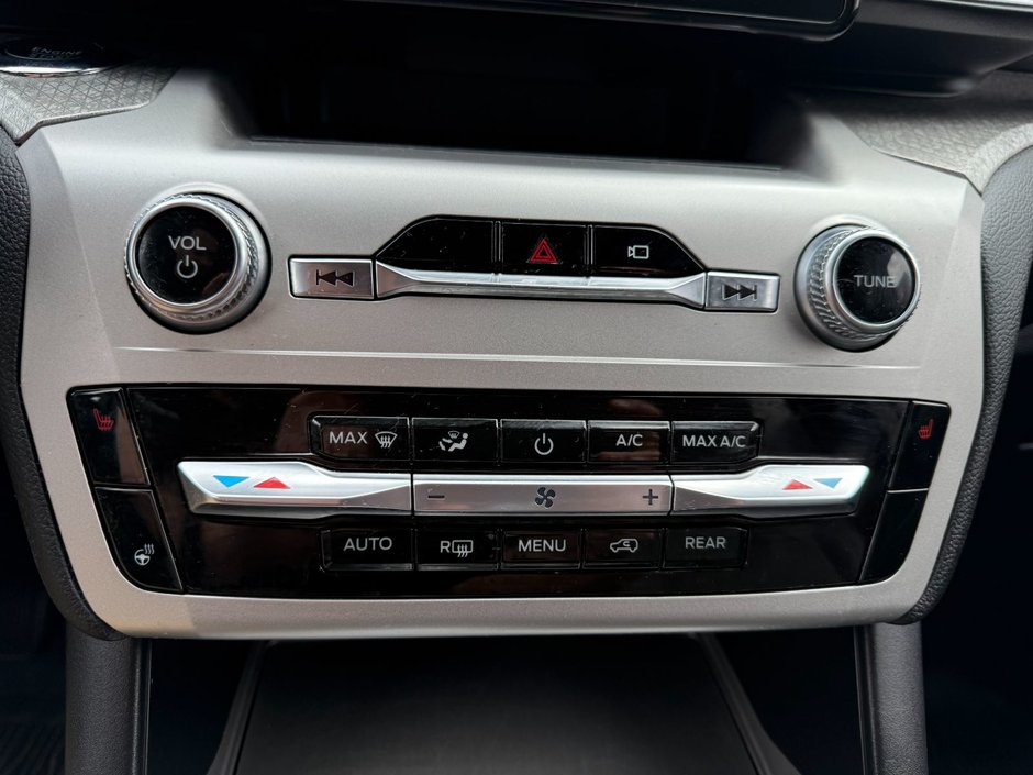 2022 Ford Explorer Timberline LOW KM | POWER TAILGATE | POWER ADJUSTABLE SEATS