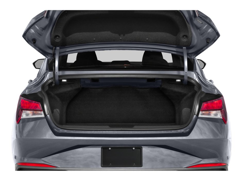 2022 Hyundai Elantra Preferred