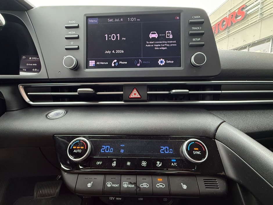 2022 Hyundai Elantra Preferred