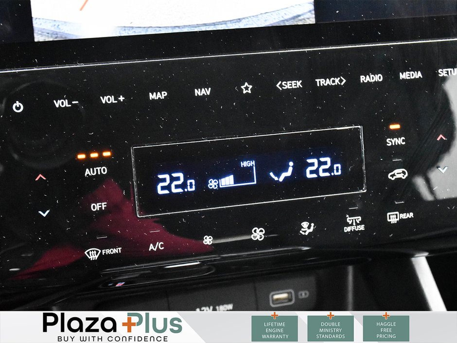 2024 Hyundai Tucson Preferred BACK UP CAMERA, HEATED FRONT SEATS, PUSH START BUTTON