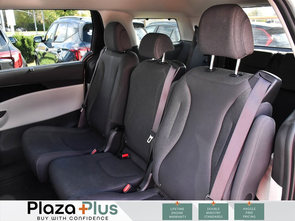 2024 Kia Carnival LX+-10