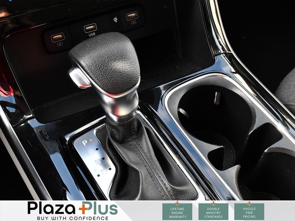 2024 Kia Carnival LX+ APPLE CAR PLAY/ ANDROID AUTO, POWER SLIDING DOORS, HEATED SEATS