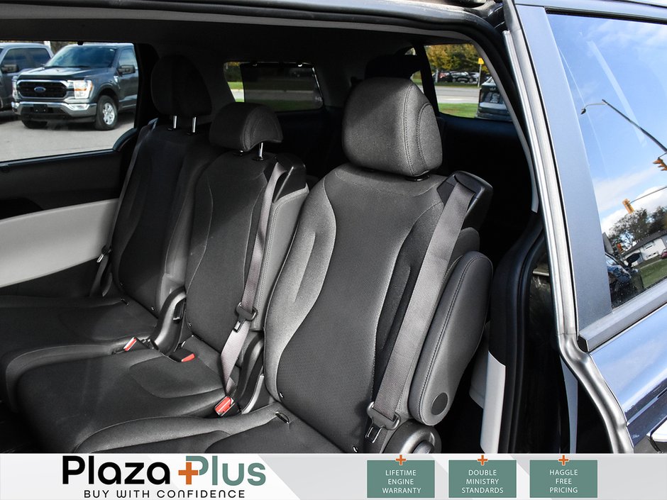 2024 Kia Carnival LX+-11