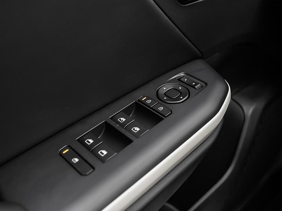 2025 Kia K4 GT-Line Turbo Limited-14