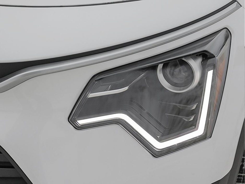 2025 Kia Niro HEV LX-9