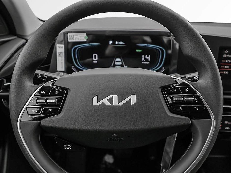 2025 Kia Niro HEV LX-12