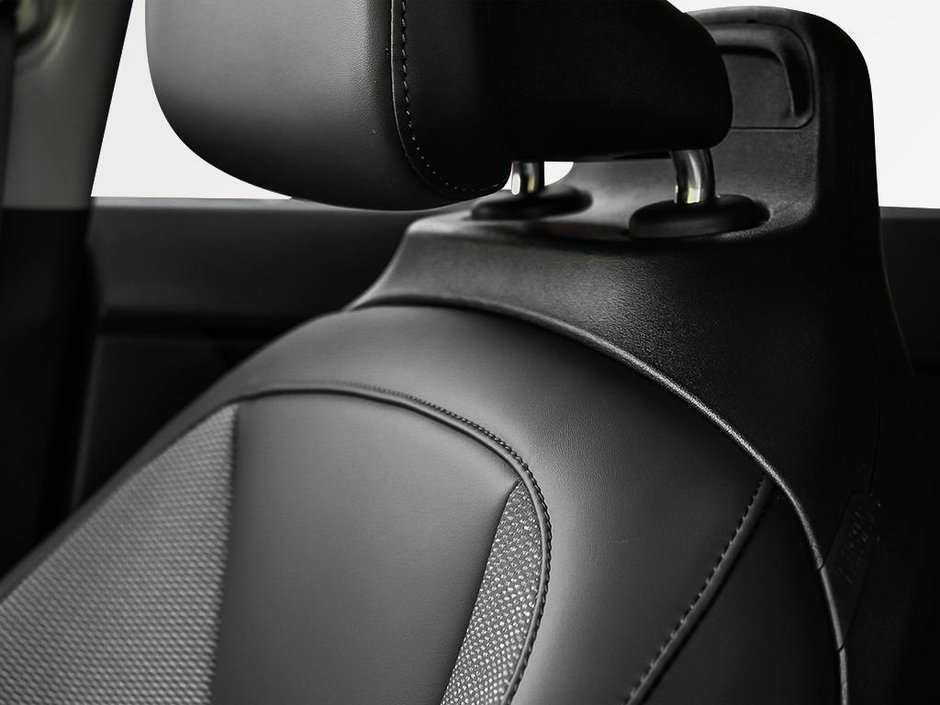 2026 Kia Niro HEV EX-16