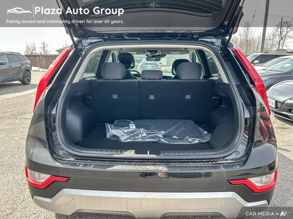 2025 Kia Niro PHEV LX-8