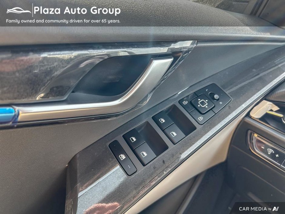 2025 Kia Niro PHEV LX-15