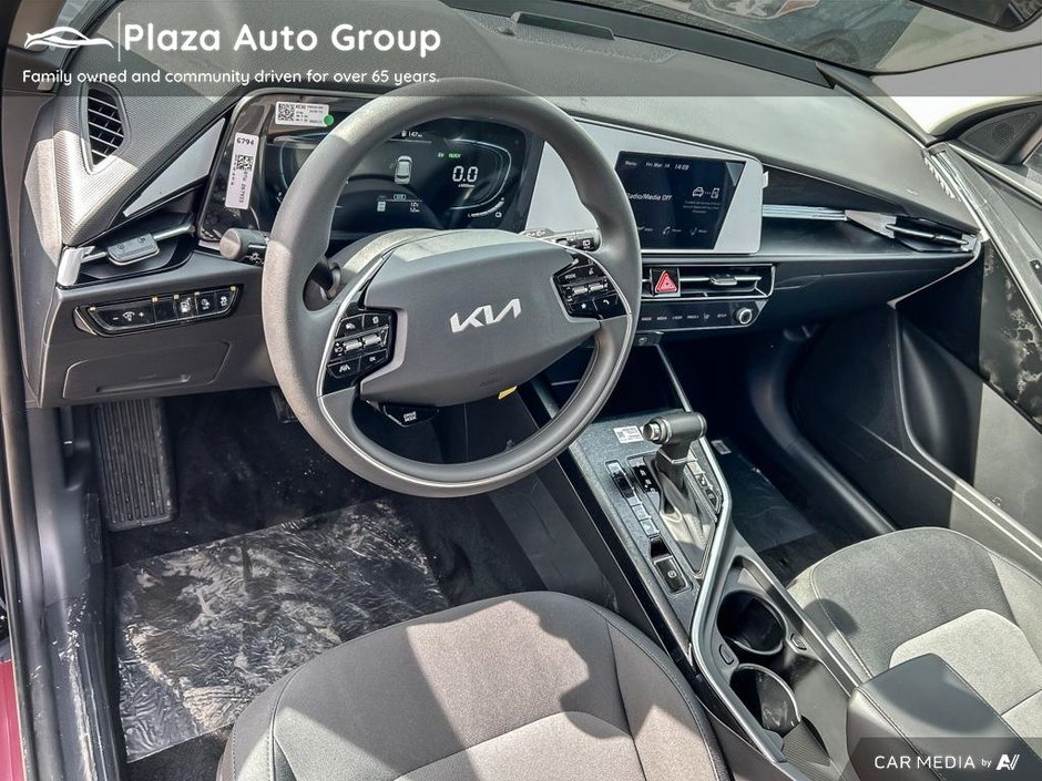 2025 Kia Niro PHEV LX-10