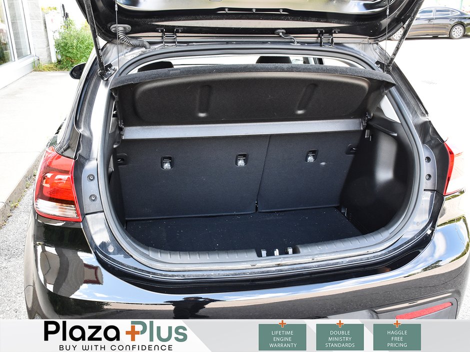 2023 Kia Rio 5-door LX+-12