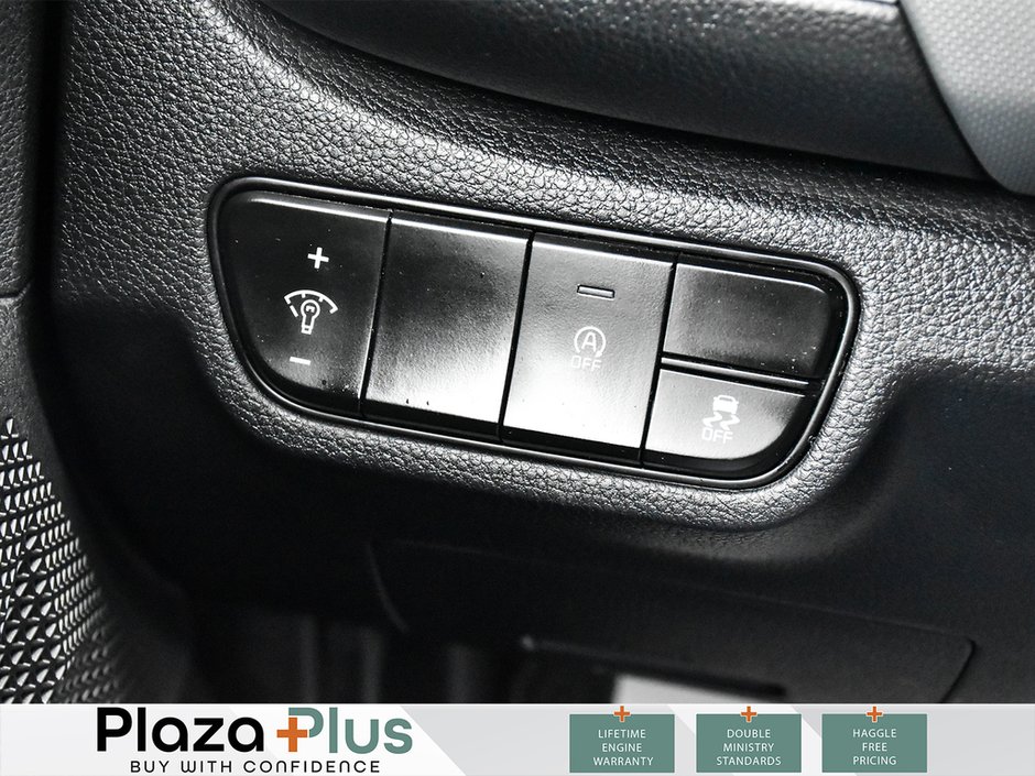 2021 Kia Seltos LX Winter AND Summer tires included | Clean CarFax report | Certified |