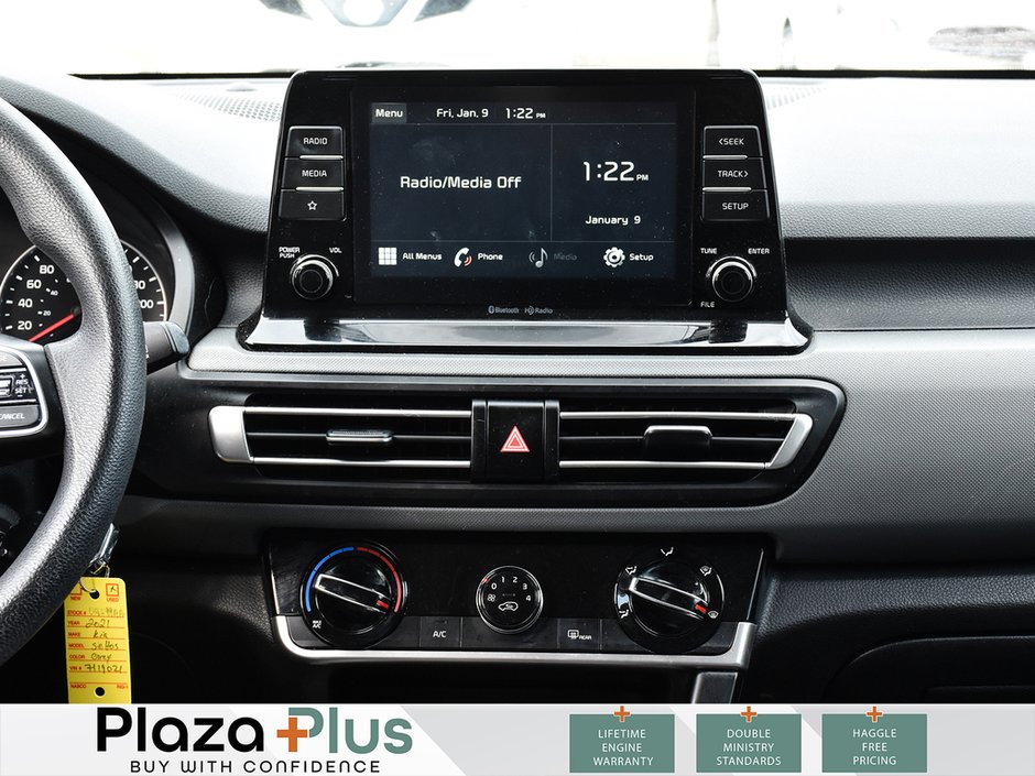 2021 Kia Seltos LX Winter AND Summer tires included | Clean CarFax report | Certified |