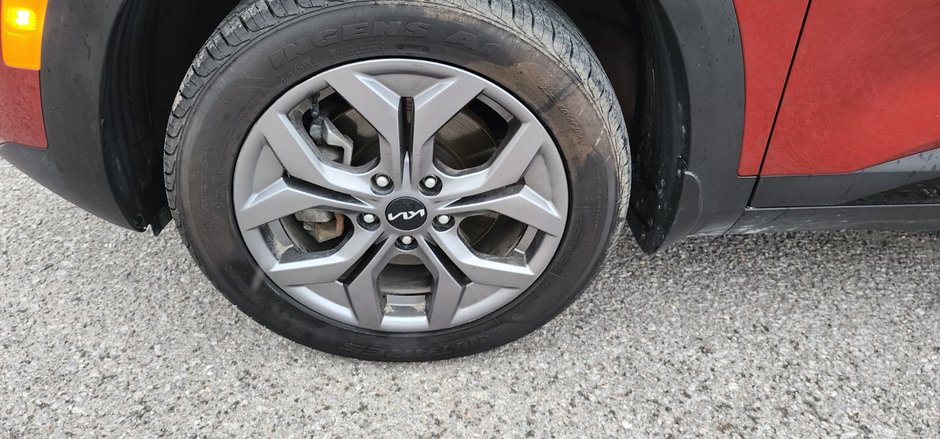 2025 Kia Seltos EX