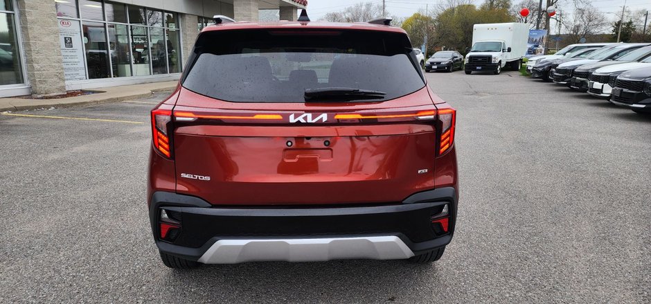 2025 Kia Seltos EX