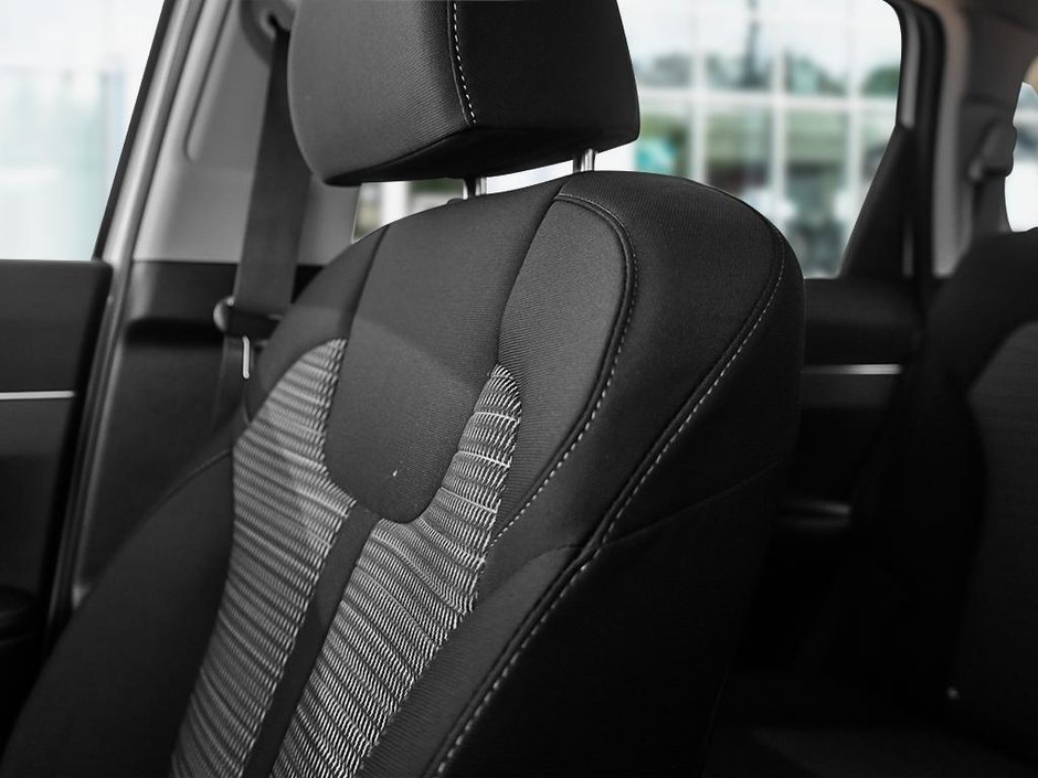 2024 Kia Sorento LX-19