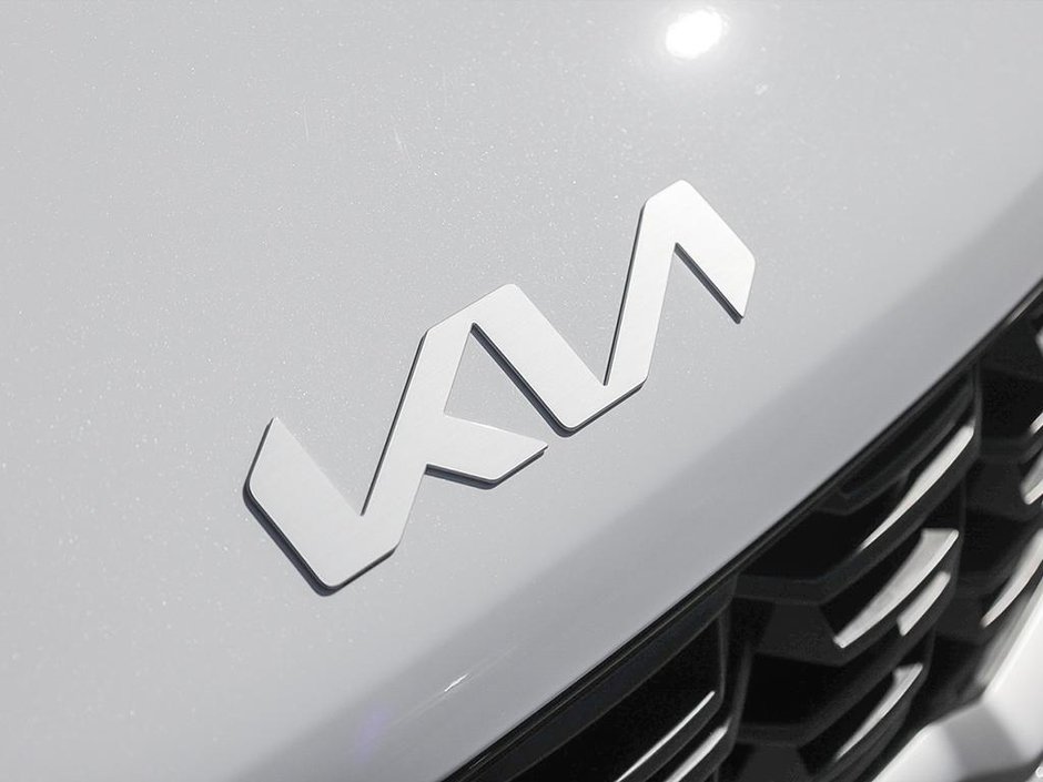 2024 Kia Sorento LX-8