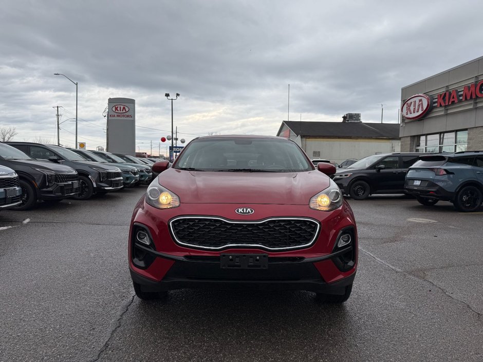 2021 Kia Sportage LX SUPER LOW KM!