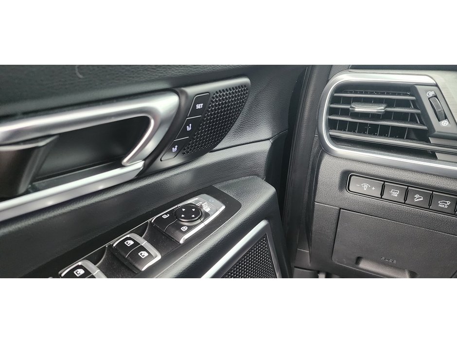 2024 Kia Telluride X-Line LOW KM | ONE OWNER | CLEAN CARFAX REPORT