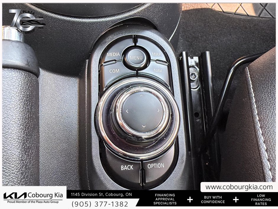 2024 MINI 3 Door Cooper DUAL MOONROOF | HEATED STEERING WHEEL | NAVIGATION