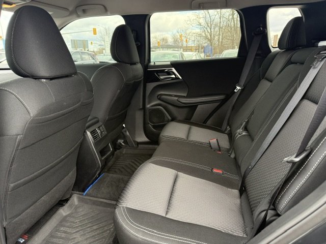 2024 Mitsubishi Outlander Plug-In Hybrid ES ONE-OWNER | PHEV | AWD