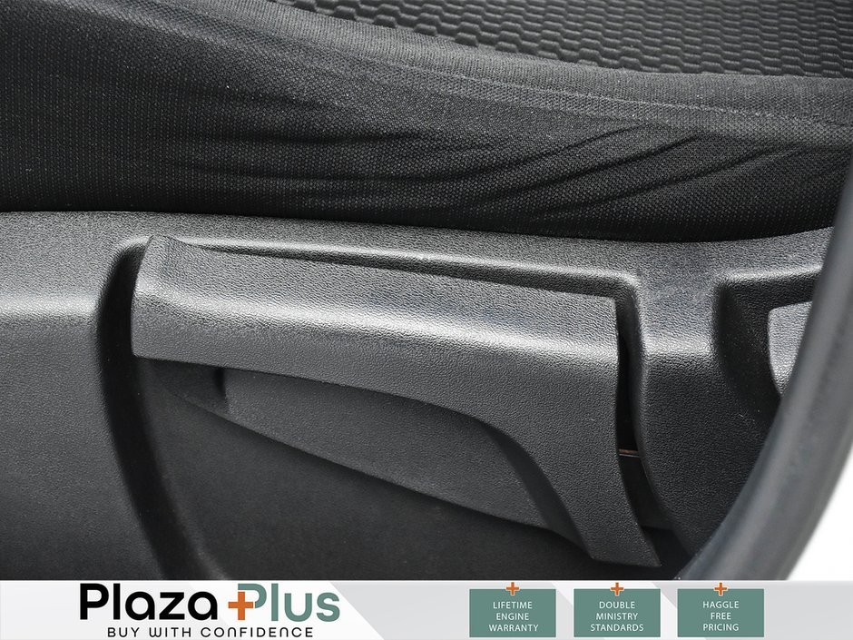 2018 Nissan Qashqai S-10