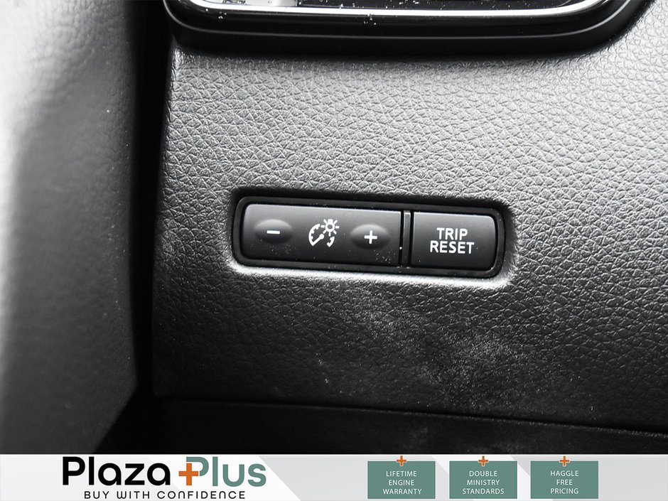 2018 Nissan Qashqai S