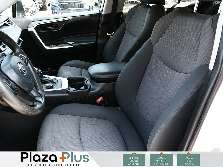 2020 Toyota RAV4 Hybrid LE