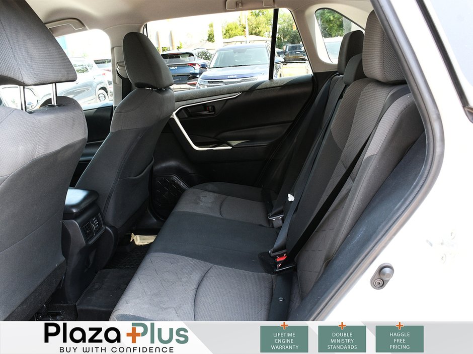 2020 Toyota RAV4 Hybrid LE
