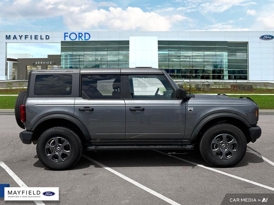 2022 Ford Bronco-2