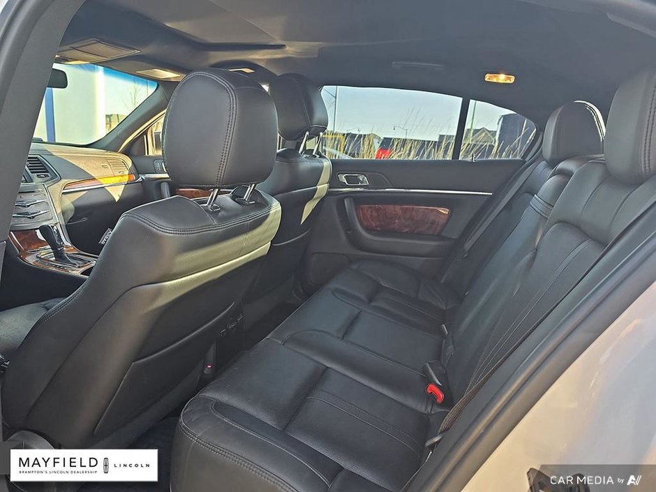 2013 Lincoln MKS EcoBoost-20