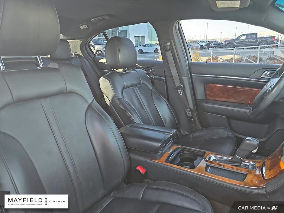 2013 Lincoln MKS EcoBoost-19