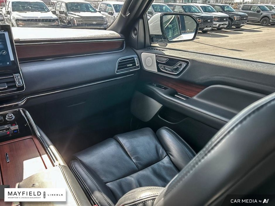 2022 Lincoln Navigator Reserve-18