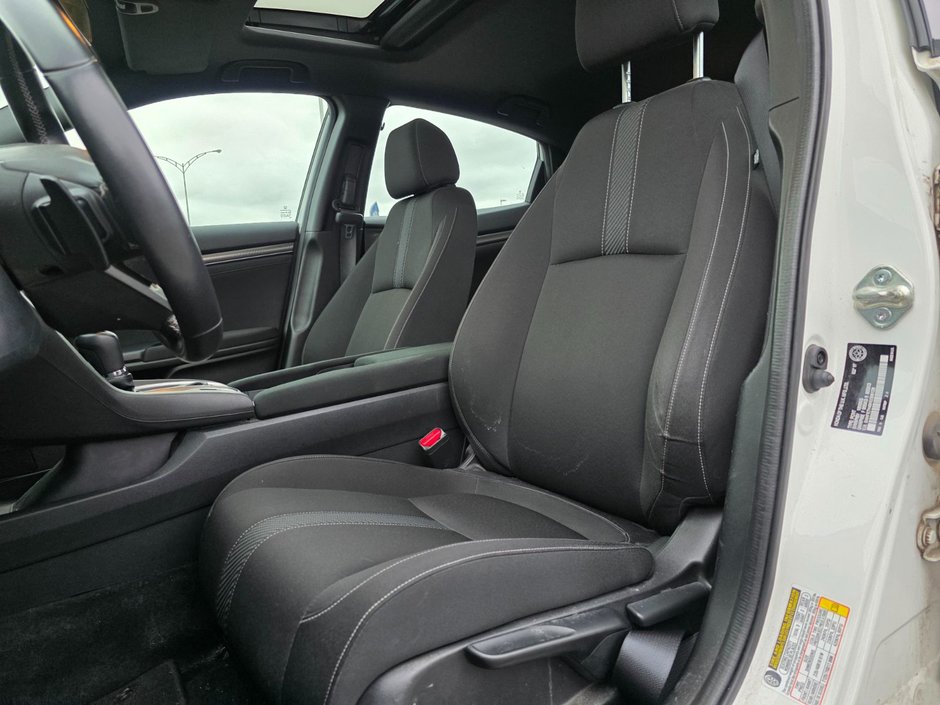 Honda Civic Hatchback Sport 2017-8