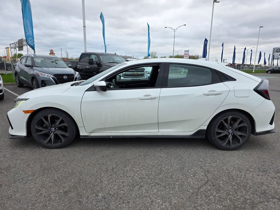 Honda Civic Hatchback Sport 2017-1