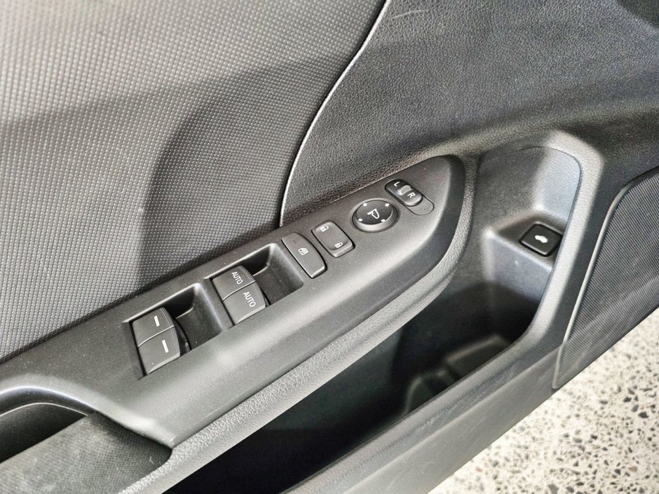 2018 Honda Civic Sedan LX * AppConnect * Camera * Push Button-15