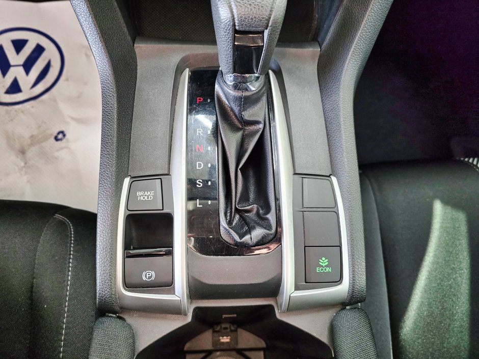 Honda Civic Sedan LX * AppConnect * Camera * Push Button 2018-11