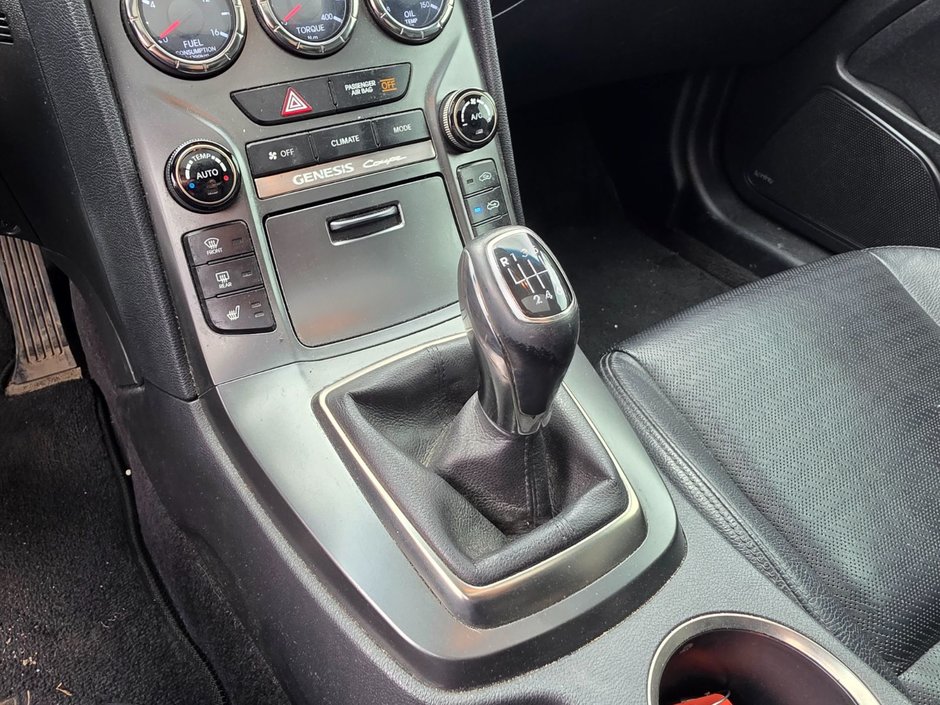 Hyundai Genesis Coupe Premium**GPS – Lecteur CD – Commandes audio au vol 2015-21