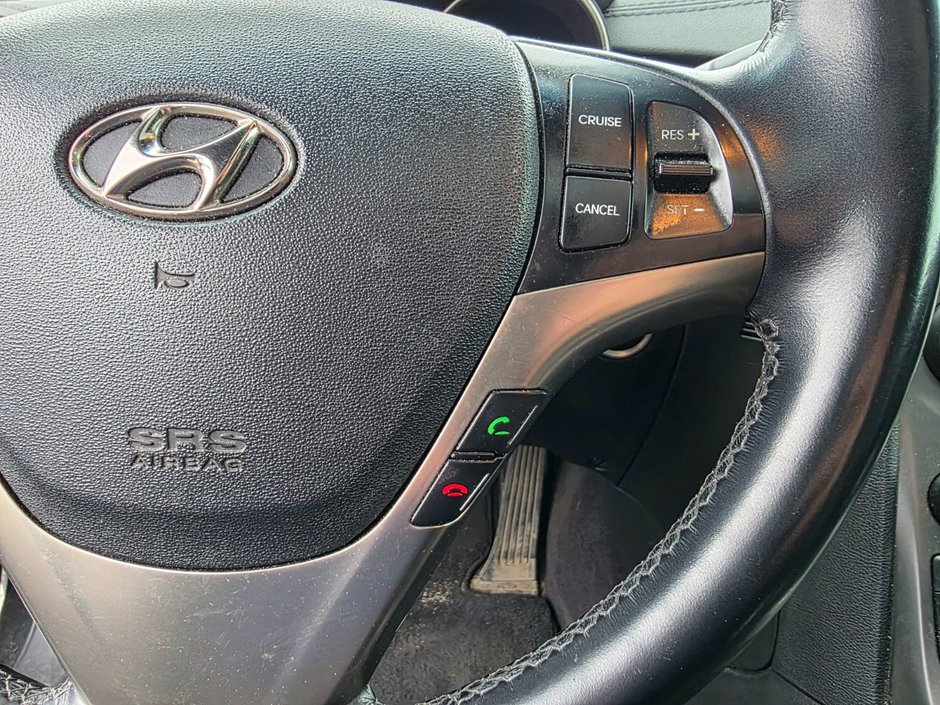 Hyundai Genesis Coupe Premium**GPS – Lecteur CD – Commandes audio au vol 2015-13
